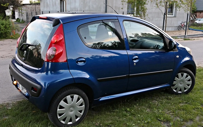 Peugeot 107 cena 10400 przebieg: 148200, rok produkcji 2006 z Gostynin małe 781